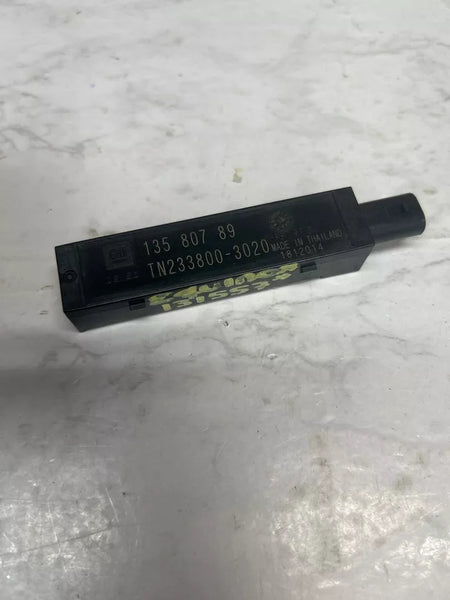 2018 19 20 21 22 23 24 CHEVROLET EQUINOX KEYLESS ENTRY ANTENNA RECEIVER ASSY OEM 13580789
