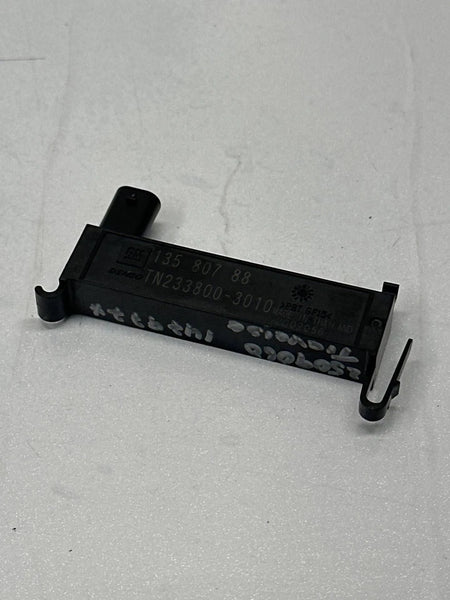 2018 TO 2021 CHEVROLET TRAVERSE KEYLESS ENTRY ANTENNA RECEIVER ASSY OEM 13580788