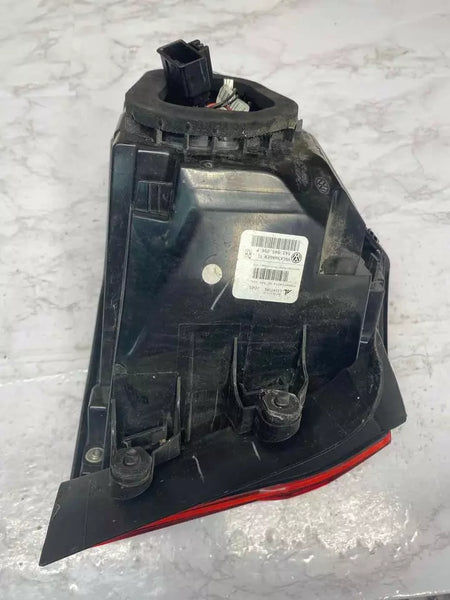 16 TO 19 VOLKSWAGEN PASSAT TAIL LIGHT RIGHT SIDE QUARTER INCANDESCENT 561945096P