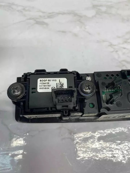 20 21 22 23 MAZDA CX-30 CONSOLA CENTRAL INDICADOR DE PALANCA DE CAMBIOS OEM BDGF66YK0