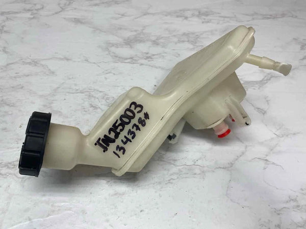 2020 TO 2022 MERCEDES CLA250 POWER BRAKE BOOSTER BOTTLE RESERVOIR ASSY OEM A1774304300