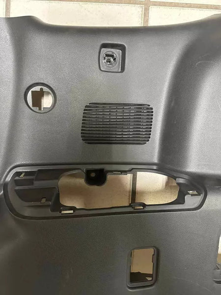 20 21 22 23 24 TOYOTA HIGHLANDER QUARTER PANEL RIGHT SIDE TRUNK TRIM COVER OEM 647300E121