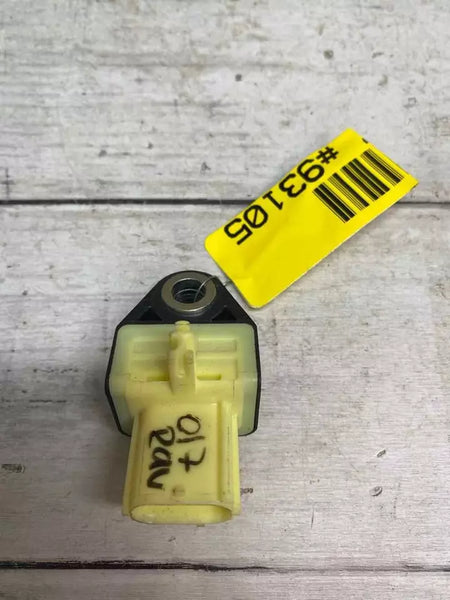 Sensor de impacto Toyota Rav4 de 2019 a 2022 traseiro direito ou esquerdo OEM 8983128040