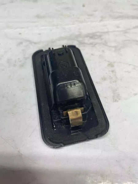 17 18 19 20 21 22 23 ALFA ROMEO GIULIA LUZ DE MATRÍCULA LADO TRASERO DERECHO OEM 50532562