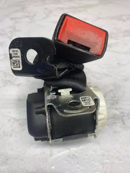 19 20 21 22 23 CHEVROLET SILVERADO 1500 CINTURÓN DE SEGURIDAD TRASERO CENTRAL ASSY OEM 84506478