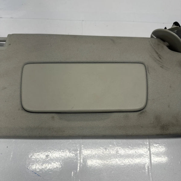 2018 TO 2021 CHEVROLET TRAVERSE SUN VISOR RIGHT SIDE GRAY COLOR ASSY OEM 84849725