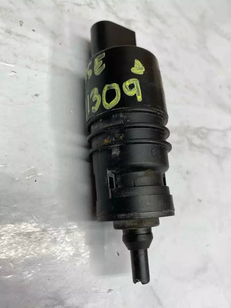 CHEVROLET TRAVERSE 18 19 20 21 BOMBA LAVAPARABRISAS DEPÓSITO LAVAPARABRISAS DELANTERO OEM 84993622