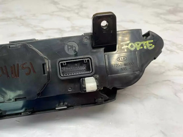 19 20 21 KIA FORTE CONTROL DE CLIMATIZACIÓN PANEL DE CALEFACCIÓN Y AIRE ACONDICIONADO SED MANUAL OEM 97250M6130WK