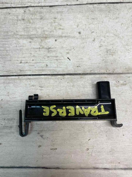 Chevrolet Traverse keyless entry 2018 2019 2020 2021 remote antenna OEM 13580788