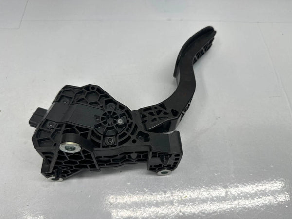 2020 TOYOTA COROLLA ACCELERATOR PEDAL PEDAL ASSEMBLY OEM 7811012100 1.8L