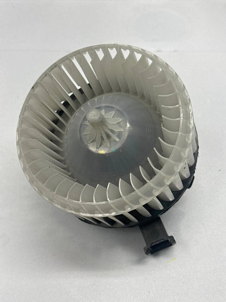 2013 TO 2022 BUICK ENCORE BLOWER MOTOR HVAC AC FRONT MOTOR ASSEMBLY OEM 42777757