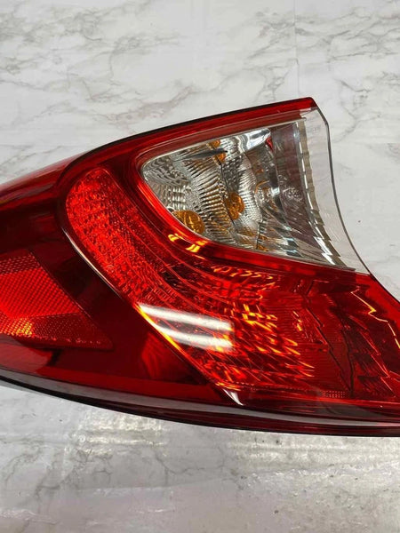 2018 TO 2023 TOYOTA CHR TAIL LIGHT LEFT SIDE QUARTER PANEL ASSY OEM 81561F4021