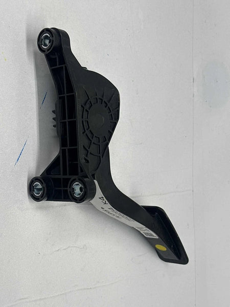 2025 KIA K4 ACCELERATOR PEDAL ACCELERATOR PEDAL ASSEMBLY OEM 351902J100 2.0L
