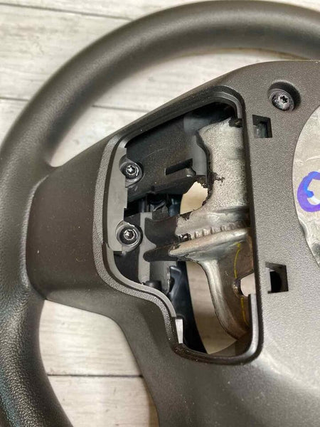 Volante Chevrolet Silverado 19 22 s/ couro c/ controle cruz OEM 84946358