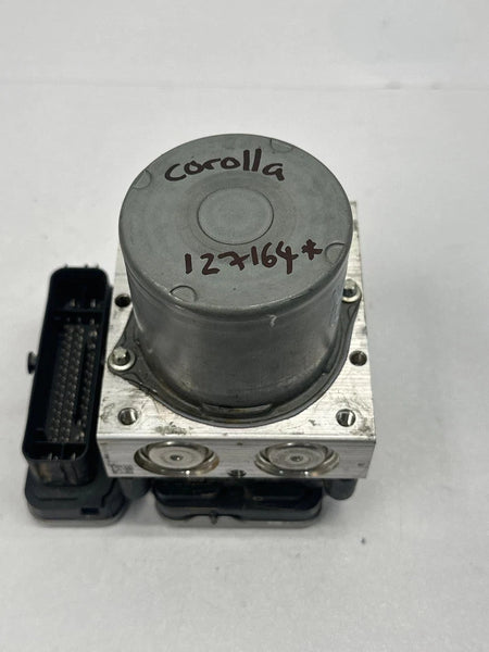 2019 TO 2023 TOYOTA COROLLA ANTI-LOCK BRAKE SYSTEM ABS PUMP MODULE 2412172 HATCHBACK