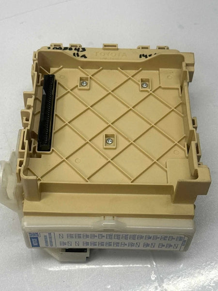 2015 TOYOTA COROLLA JUNCTION BOX FUSE RELAY BLOCK CABIN ASSEMBLY OEM 63582642