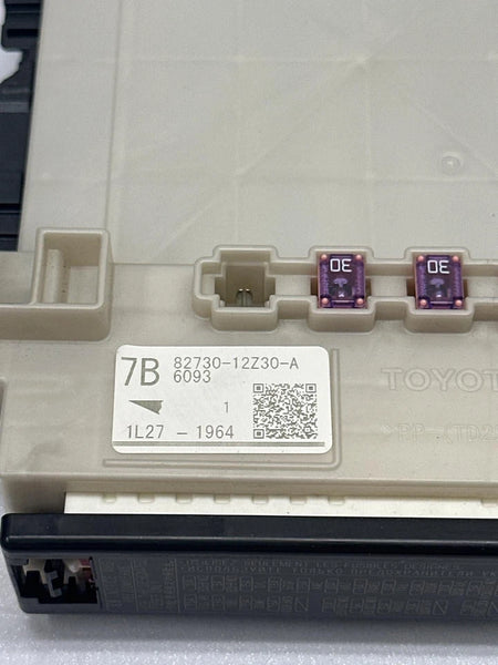 2022 TOYOTA COROLLA BODY CONTROL BCM MODULE UNIT ASSEMBLY OEM 8273012Z30