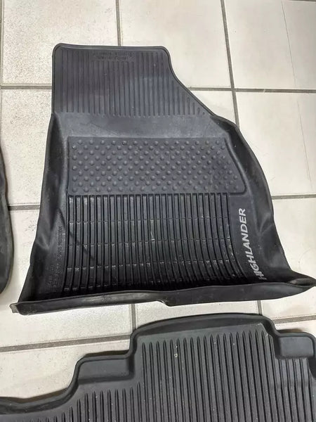 2021 TOYOTA HIGHLANDER FLOOR MATS WEATHER PLASTIC MATS SET ASSY OEM PT90848165