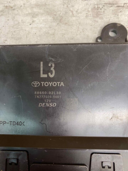 20 22 TOYOTA COROLLA HVAC AC TEMPERATURE CONTROL MODULE OEM 8865002L30