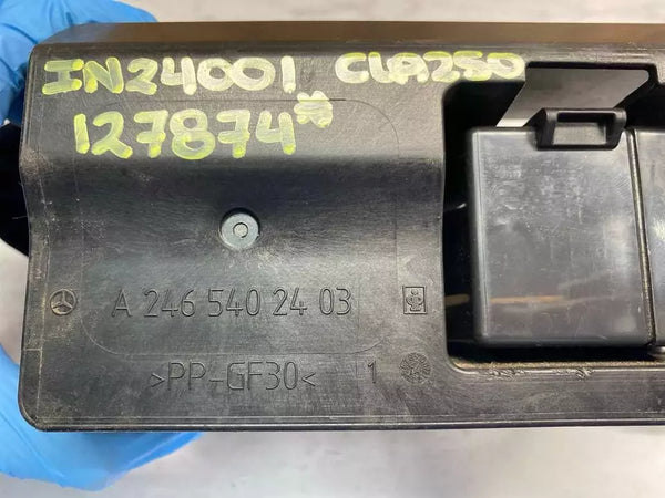 MERCEDES CLA250 2018 - SOPORTE DE BANDEJA DE BATERÍA DELANTERO, CONJUNTO OEM 2465402403