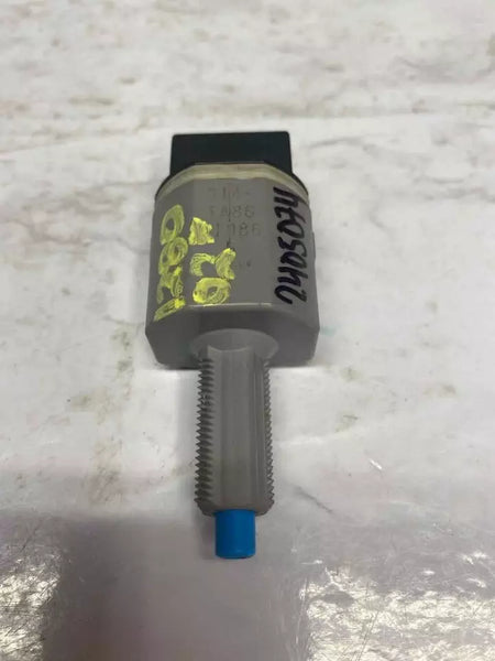 18 19 20 21 22 TOYOTA CHR SENSOR DE LUZ DE FRENO INTERRUPTOR DE PEDAL DE FRENO CONJUNTO OEM 3141A86