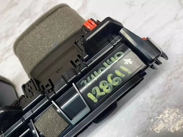 20 21 22 23 TOYOTA COROLLA AC VENT HVAC DASH CENTER CONSOLE VENT ASSY OEM 5567002780