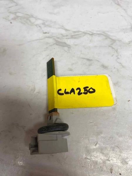 2020 TO 2023 MERCEDES CLA250 CABIN SENSOR HVAC AIR TEMPERATURE INTERIOR OEM 0009058306