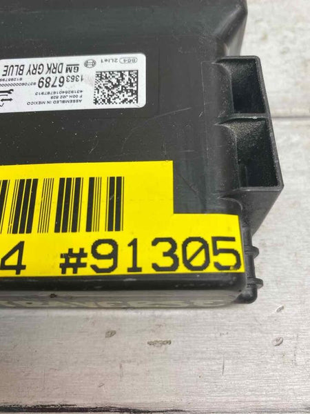 Chevrolet Traverse network gateway from 2018 to 2022 control module OEM 13536789