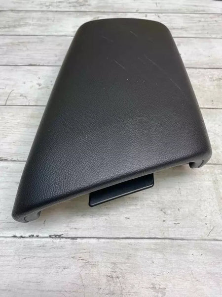 Hyundai Elantra arm rest 21 23 center console arm rest black OEM 84660AB03NNB