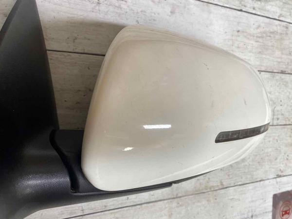 DOOR MIRROR KIA FORTE 10 13 COUPE LEFT SIDE W/TURN SIGNAL WHITE COLOR 876051M005