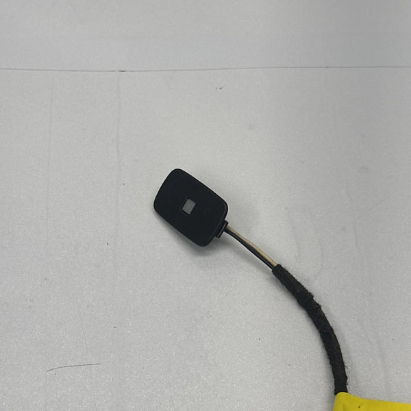 2018 TO 2021 CHEVY TRAVERSE DASH INTERIOR COURTESY LIGHT LAMP WITH CABLE OEM 84390211