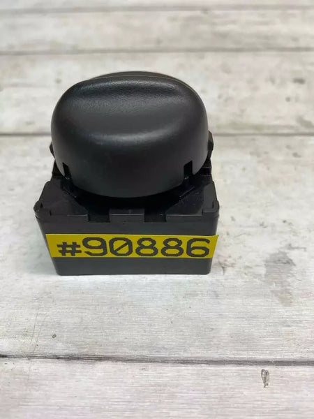 Chevrolet Equinox seat switch 2019 lumbar adjust driver front left side 84445926