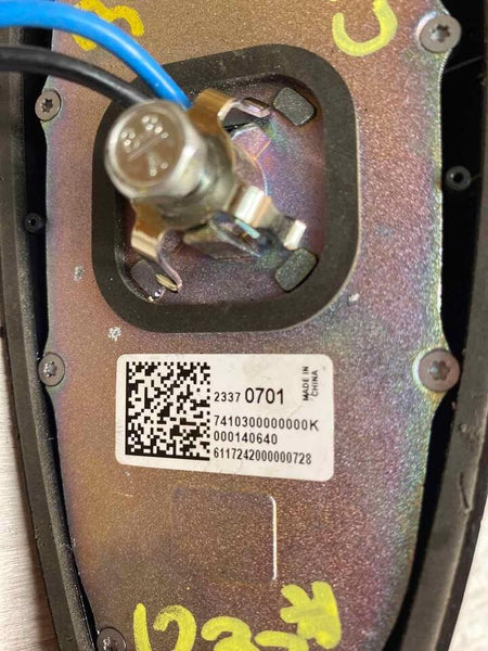 Chevy Cruze radio antenna fm 17 19 roof shark fin black textured OEM 23370701
