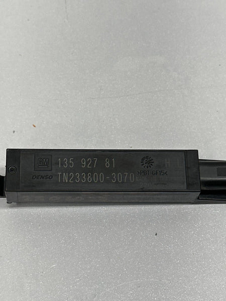 2018 TO 2023 CHEVROLET EQUINOX KEYLESS ENTRY RECEIVER ANTENNA UNIT OEM 13592781