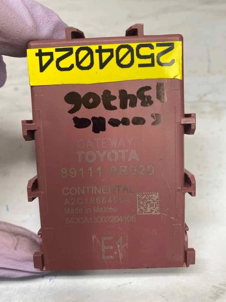2020 TO 2023 TOYOTA COROLLA NETWORK GATEWAY CONTROL MODULE UNIT SEDAN OEM 891110R020