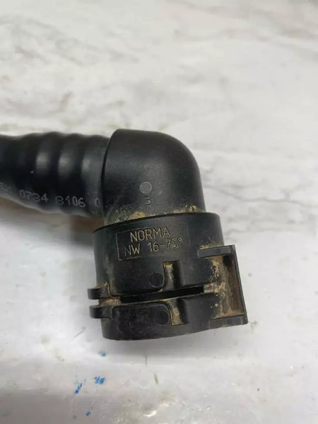 Manguera de refrigerante del radiador para Mercedes CLA250 2.0L OEM 2465010058
