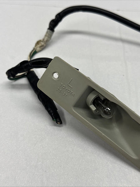 2010 TO 2021 TOYOTA 4RUNNER LICENSE PLATE LIGHT RIGHT SIDE LAMP ASSEMBLY OEM