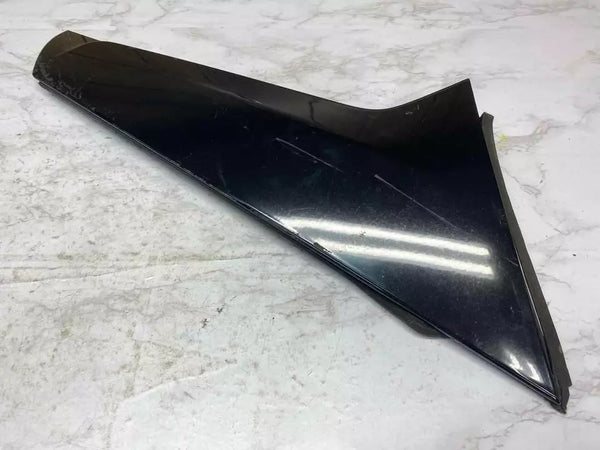 18 19 20 21 22 23 CHEVROLET EQUINOX MOLDURA DE APLIQUE DEL LADO DERECHO DEL PORTON TRASERO OEM 84214228
