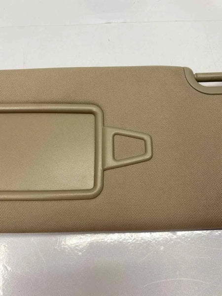 2013 TO 2019 HYUNDAI SANTA FE SUN VISOR LEFT SIDE ROOF ILLUMINATED OEM 852104Z100OM