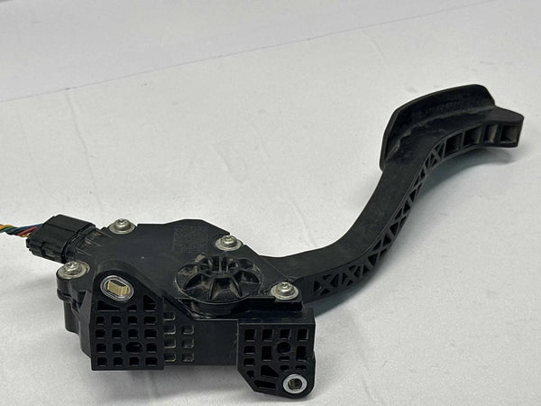 2011 TOYOTA CAMRY ACCELERATOR PEDAL PEDAL ASSEMBLY OEM 7811006070 2.5L