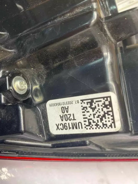 22 23 24 HONDA CIVIC LUZ TRASERA LADO DERECHO PANEL DE CUARTO CONJUNTO OEM 33500T20A01