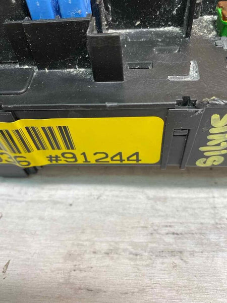 Chevrolet Silverado junction box 2022 block fuse relay assy OEM 84582037