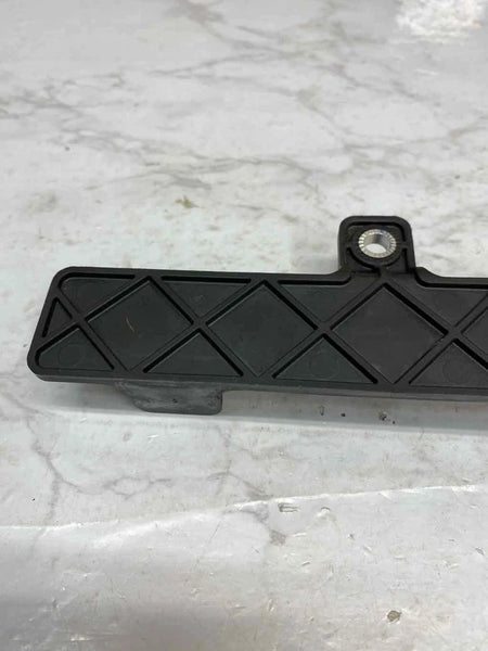 2020 FORD MUSTANG FUEL RAIL BRACKET FUEL RAIL BRACKET ASSY OEM JR3318D691BB