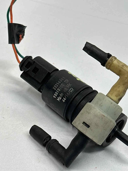 2017 GMC TERRAIN WASHER MOTOR FRONT WINDSHIELD FLUID PUMP ASSEMBLY OEM 23256361