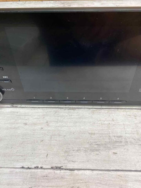 Honda Accord radio AM FM from 18 to 20 7.0" display screen assy OEM 39710TVAA01