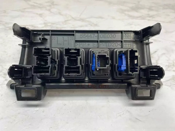 Interruptor de tablero para Toyota Highlander 2019, estabilizador y protector de nieve, conjunto OEM 554470E030