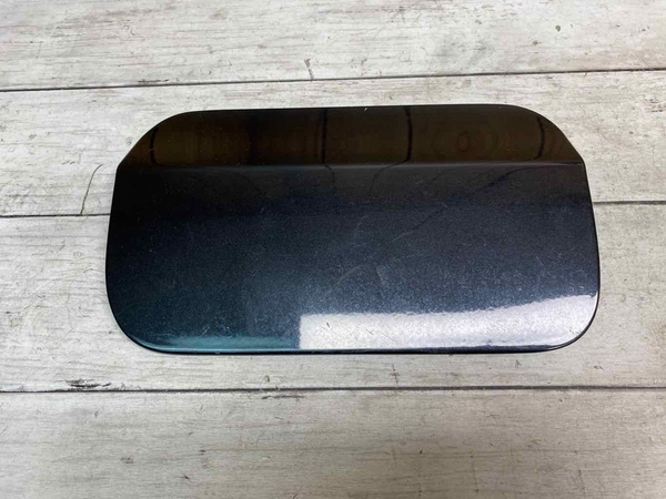 BMW 328 FUEL TANK DOOR 12 18 SEDAN LID COVER CAP DIESEL BLACK COLOR 41007238058