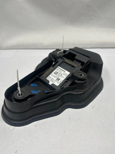 2021 TO 2024 HONDA ODYSSEY BLIND SPOT ALERT SENSOR RIGHT SIDE OEM 36930THRA13 W/RACKET