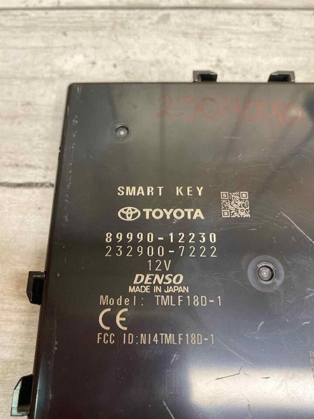 Toyota Corolla keyless entry remote antenna control module 2020 sedan 8999012230