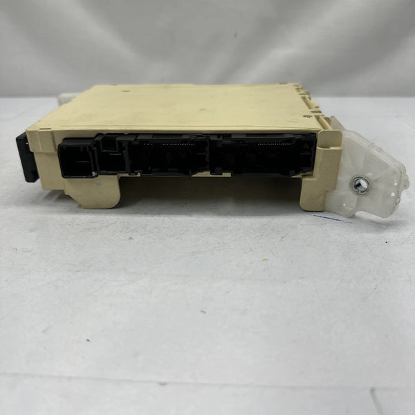 2021 TOYOTA COROLLA JUNCTION BOX FUSE RELAY BLOCK BOX ASSEMBLY OEM 8273002N10